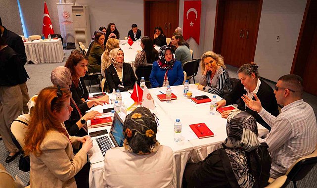 Şehit aileleri ve gaziler, "Yas Süreci ve Yeniden Hayata Tutunmak" projesiyle bir araya geldi