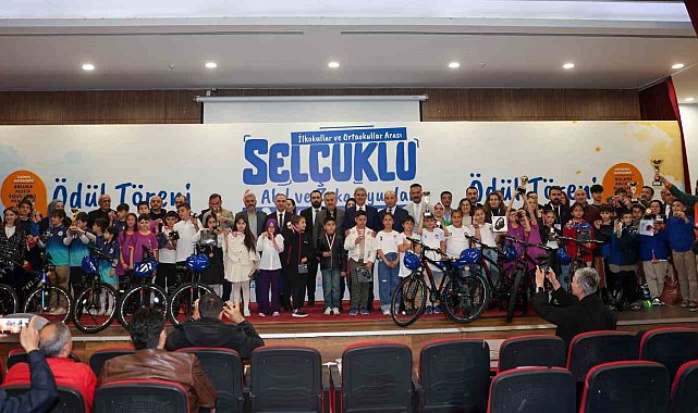 Selçuklu Akıl ve Zeka Oyunları Yarışması'nda ödül heyecanı yaşandı