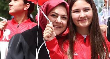 Sema Silkin Ün; "Çocuklara bayram hediye eden ilk ve tek ülkeyiz"
