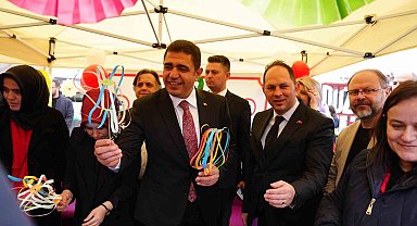 Şenliklerin adresi Anıtpark meydanı oldu