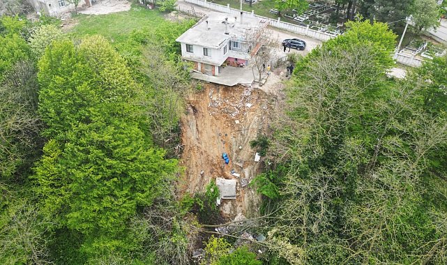 Sesi duyarak dışarı çıktı, gördüğü manzara karşısında şok oldu