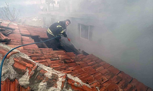 Seydikemer'de ev yangını