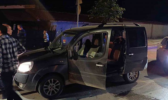 Seyir halindeki aracı kurşuna dizdiler: 1 ağır yaralı