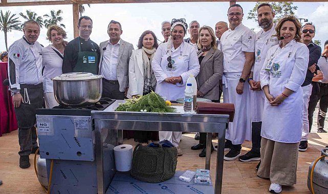 Side'de Girit sofrası kuruldu tarih, tatlar ve ezgiler bütünleşti