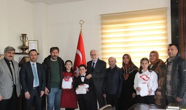 Şiir yarışmasının ödülleri dağıtıldı