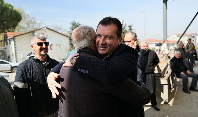 Silivri Belediyesi'nden Değirmenköy'de çiftçilere ayçiçek tohumu desteği