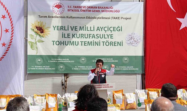 Silivri'de ayçiçeği ve kuru fasulye tohum temini töreni gerçekleştirildi
