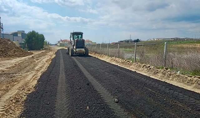 Silivri'de yol bakım ve onarım çalışmaları aralıksız sürüyor