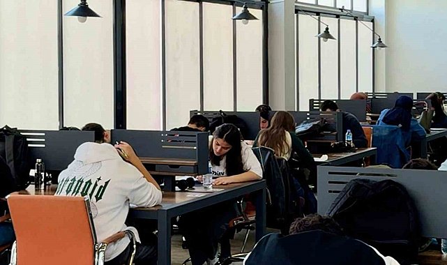 Sincan Belediyesinden öğrencilere TYT desteği