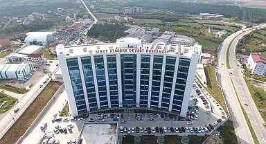 Sinop'ta bıçaklı kavga: 1'i ağır 2 yaralı