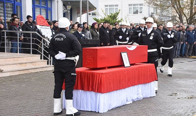Sinop'ta kalp krizi geçiren polis memuru hayatını kaybetti