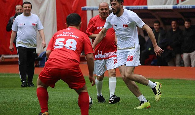 Sivas'ta şehitlerin anısına özel maç