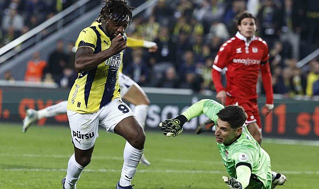 Sivasspor - Fenerbahçe maçları bol gollü geçiyor