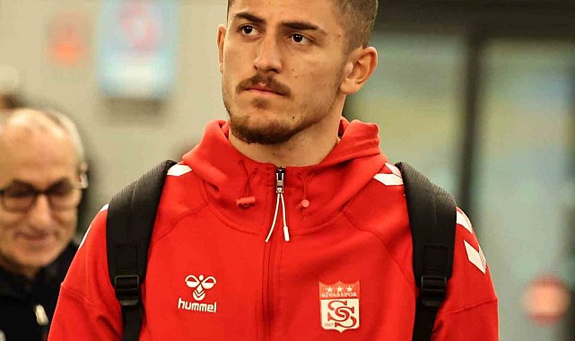 Sivasspor kafilesi İstanbul'a ulaştı