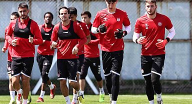 Sivasspor'da Antalyaspor mesaisi sürüyor