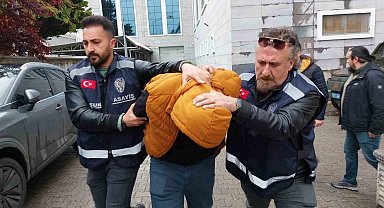 Sokak ortasında karısını öldüren şahıs saklandığı samanlıkta yakalandı