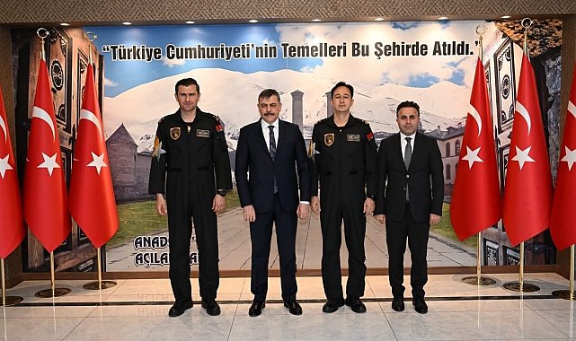 SOLOTÜRK ekibi Erzurum'da