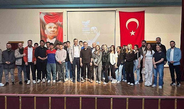 Soma'da Ahmet Sula'dan unutulmaz bir seminer