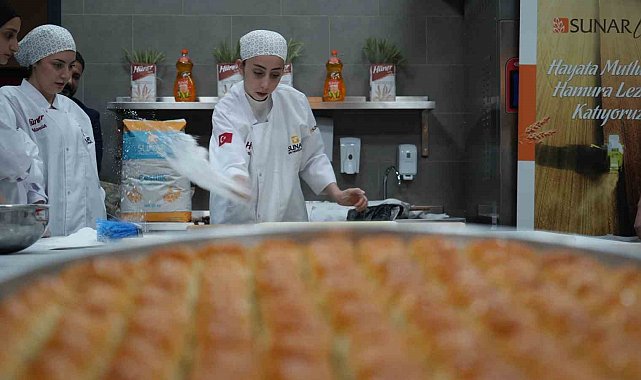 Sunar Un, ürünlerini Gaziantep'te baklava ustaları ile buluşturdu