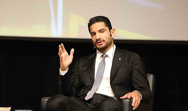 Taha Akgül: "Dünya güreşinin artık kendisini yenilemesi gerekiyor"