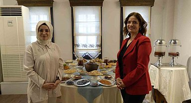 Tarihi Süleymaniye Mahallesi Gümüşhane'nin gastronomi zenginliğine ev sahipliği yapıyor