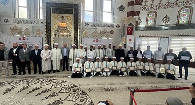 Tavşanlı Sultan Selim Kur'an Kursu'ndan 11 hafız mezun oldu