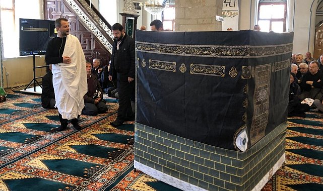 Tavşanlı'da hacı adaylarına özel eğitim semineri