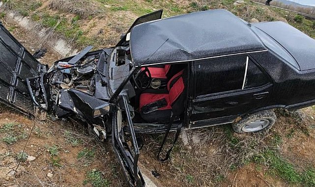 Tavşanlı'da Tofaş otomobil su kanalına uçtu: 1 yaralı