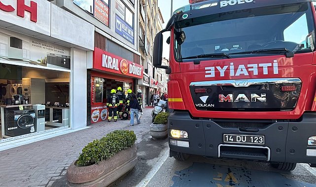 Tavuk döner dükkanında yangın paniği
