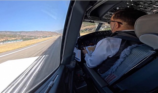 Tayland Kralı Vajiralongkorn, ilk yurt dışı ziyaretinde uçağı kendisi kullandı