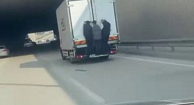 Tehlikeli yolculuk kamerada