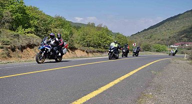 Tekirdağ'da 500 motosikletli, turizm rotasında doğayla buluştu
