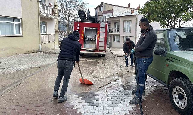 Temiz çevre için ekipler yoğun çalışmaya devam ediyor
