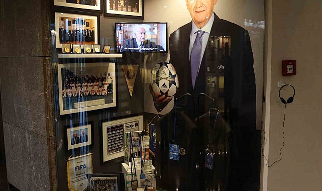 TFF Müzesi'nde Şenes Erzik Köşesi açıldı