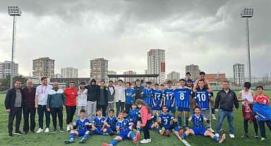 Tomarza Belediyespor adını Play Off'a yazdırdı