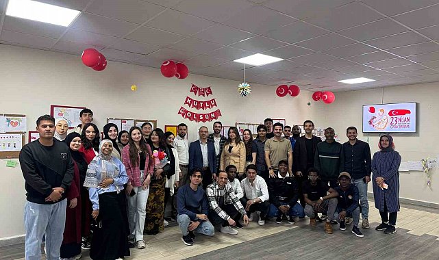 TÖMER'de 23 Nisan kutlaması