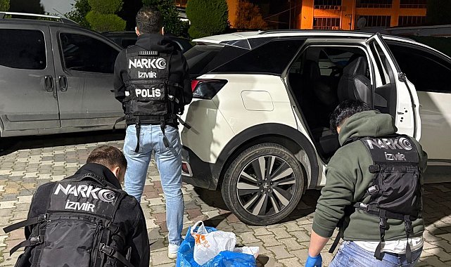Torbalı'da polisin durdurduğu araçtan metamfetamin çıktı