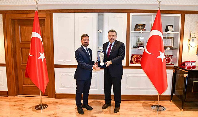 Trabzon Büyükşehir Belediyesi'ne 'Ulaşımda Aklın Yolu' ödülü