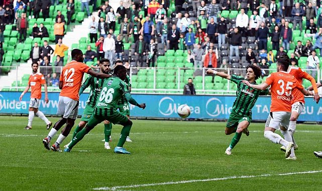 Trendyol 1. Lig: Sakaryaspor: 2 - Adanaspor: 1