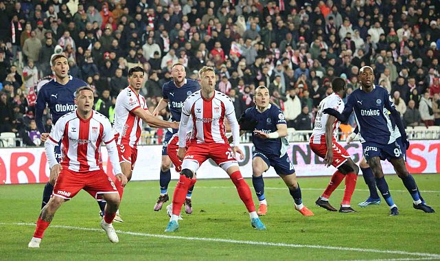 Trendyol Süper Lig: Sivasspor: 0 - Fenerbahçe: 1