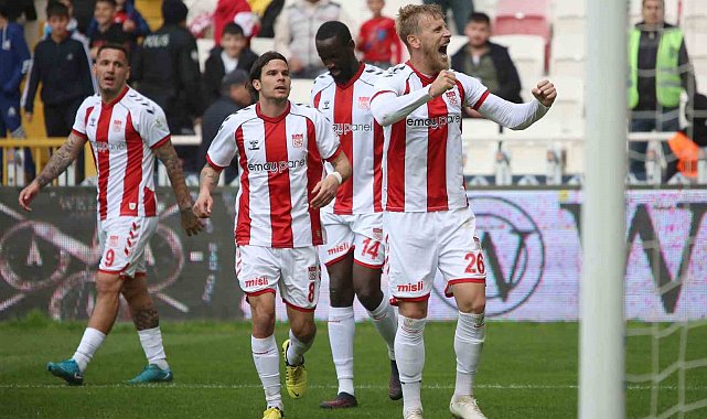 Trendyol Süper Lig: Sivasspor: 2 - Antalyaspor: 0
