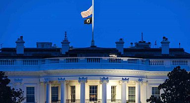 Trump, Papa Francis'in ölümü nedeniyle ABD'de yas ilan etti