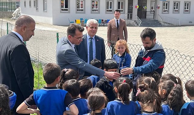 Tutak'ta ağaç dikim etkinliği yapıldı