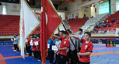 U15 Türkiye Güreş Grup Müsabakalarının açılışı yapıldı