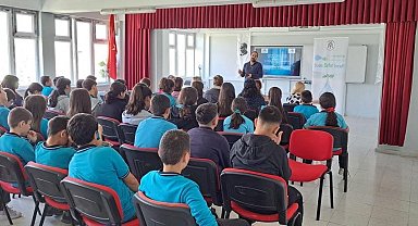 Ulalar Ortaokulu'nda "Su Verimliliği ve Suyun Önemi" semineri gerçekleştirildi