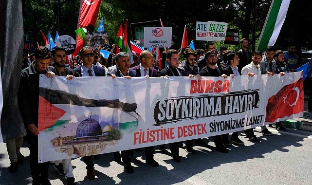 Uludağ Üniversite öğrencilerinden vicdan nöbeti: Zulme karşı sessiz kalmıyoruz