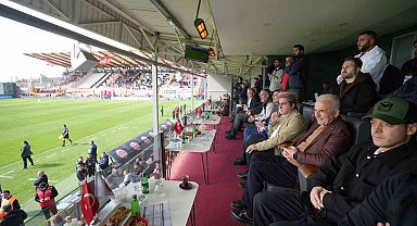 Ümraniyespor play-off yolunda