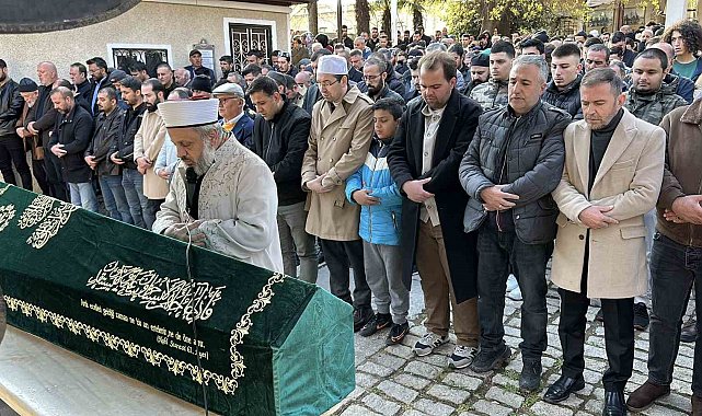 Üsküdar'da komşusu tarafından öldürülen adam son yolculuğuna uğurlandı