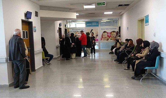 Uzmanından uyarı: "Şartlar uygunsa normal doğum tercih edilmeli"