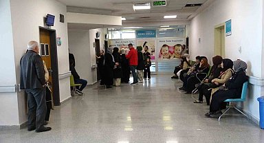 Uzmanından uyarı: "Şartlar uygunsa normal doğum tercih edilmeli"